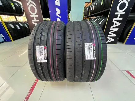 275/40R22 — 315/35R22 Yokohama Advan Sport V107 за 190 000 тг. в Алматы – фото 3