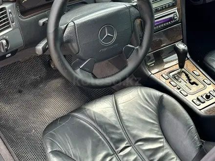 Mercedes-Benz E 55 AMG 1999 года за 6 800 000 тг. в Атырау – фото 9