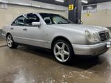 Mercedes-Benz E 320 1999 года за 5 400 000 тг. в Астана – фото 3