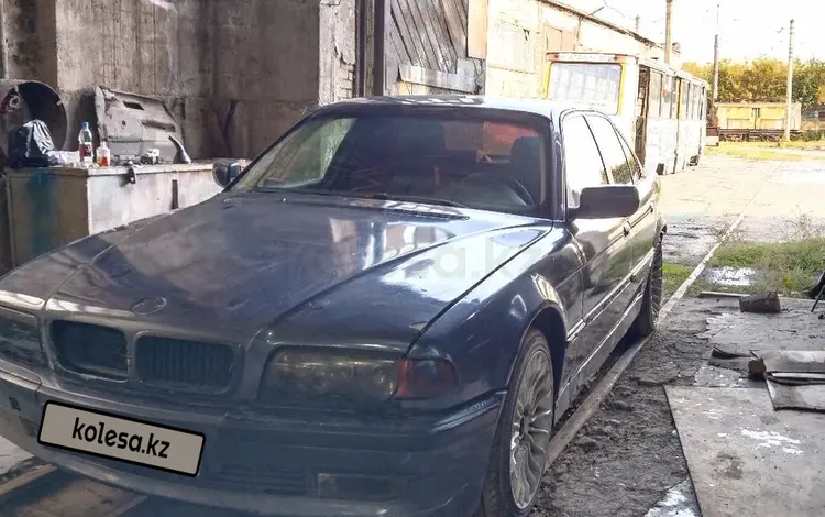 BMW 735 1994 годаүшін1 000 000 тг. в Усть-Каменогорск