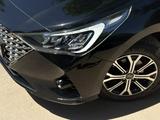 Hyundai Accent 2022 года за 7 790 000 тг. в Алматы – фото 3