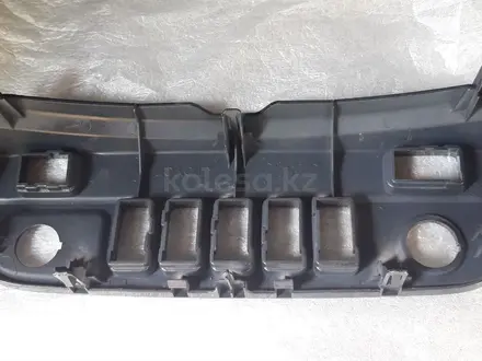 Накидка на панель приборов Toyota Fortuner с 2012г за 5 500 тг. в Алматы – фото 14