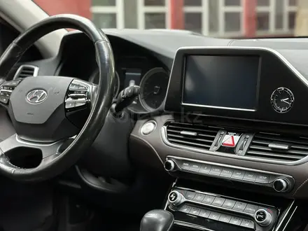 Hyundai Grandeur 2018 года за 12 000 000 тг. в Алматы – фото 17
