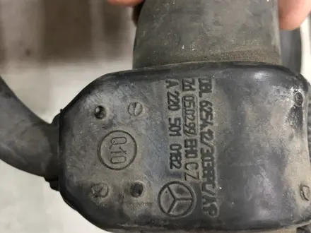 Патрубок радиатора Мерседес W220 за 30 000 тг. в Алматы – фото 2