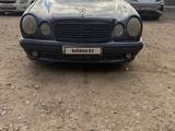 Mercedes-Benz E 280 1996 годаүшін1 800 000 тг. в Астана