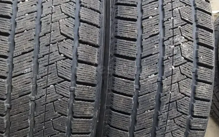 2 шт. Зимние липучки 235/50 R20 104H за 80 000 тг. в Алматы