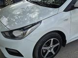 Hyundai Accent 2019 годаүшін5 000 000 тг. в Атырау – фото 2