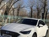Hyundai Sonata 2022 годаүшін11 300 000 тг. в Атырау