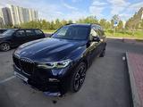 BMW X7 2022 года за 45 000 000 тг. в Астана – фото 3