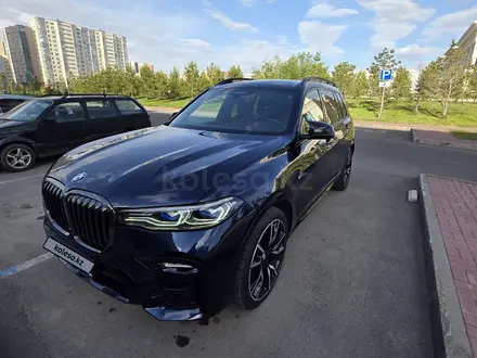 BMW X7 2022 года за 45 000 000 тг. в Астана – фото 3