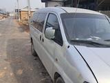 Hyundai Starex 2002 годаүшін3 500 000 тг. в Сарыагаш – фото 2