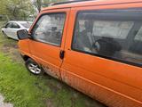 Volkswagen Transporter 1998 годаүшін3 000 000 тг. в Алтай – фото 5