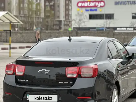 Chevrolet Malibu 2012 года за 6 100 000 тг. в Алматы – фото 5