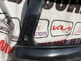 Крышка багажника на Toyota Land Cruiser 200 за 7 007 тг. в Шымкент – фото 2