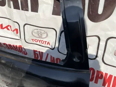 Крышка багажника на Toyota Land Cruiser 200 за 7 007 тг. в Шымкент – фото 3