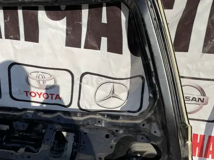 Крышка багажника на Toyota Land Cruiser 200 за 7 007 тг. в Шымкент – фото 7