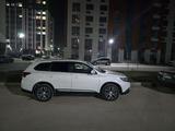 Mitsubishi Outlander 2018 года за 9 800 000 тг. в Алматы