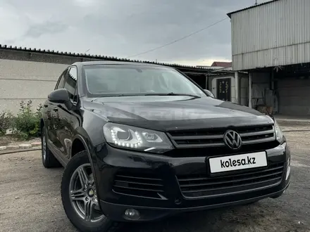 Volkswagen Touareg 2012 года за 11 800 000 тг. в Алматы