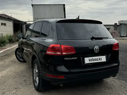 Volkswagen Touareg 2012 года за 11 800 000 тг. в Алматы – фото 3