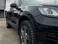Volkswagen Touareg 2012 года за 11 800 000 тг. в Алматы – фото 5