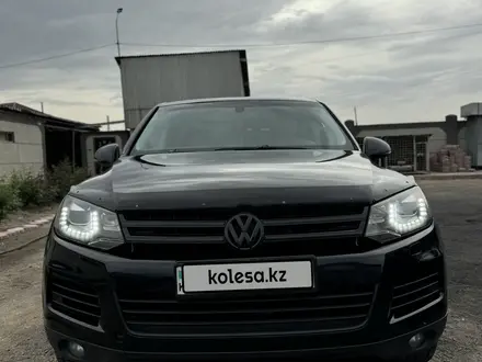 Volkswagen Touareg 2012 года за 11 800 000 тг. в Алматы – фото 7