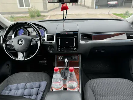 Volkswagen Touareg 2012 года за 11 800 000 тг. в Алматы – фото 8