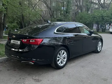 Chevrolet Malibu 2020 года за 11 900 000 тг. в Алматы – фото 12