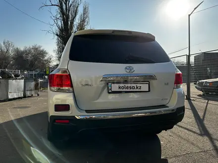 Toyota Highlander 2011 года за 13 500 000 тг. в Алматы – фото 11