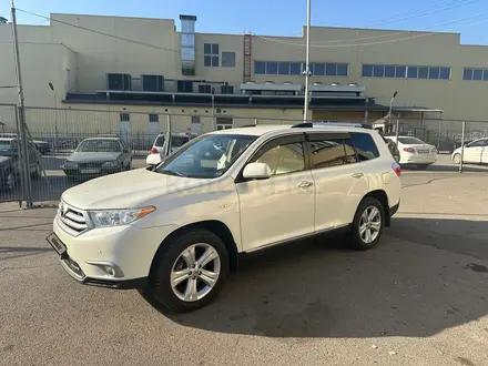 Toyota Highlander 2011 года за 13 500 000 тг. в Алматы – фото 3