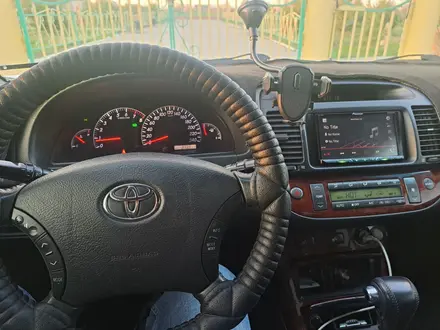 Toyota Camry 2005 года за 6 800 000 тг. в Семей – фото 13