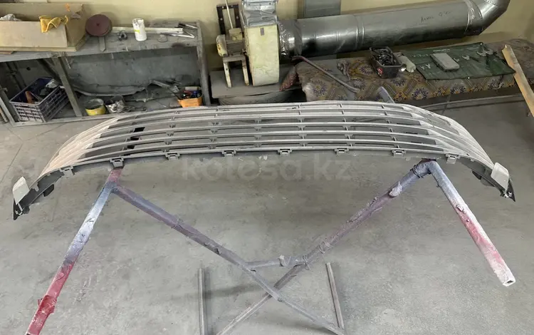 Решетка переднего бампера Camry 70 за 25 000 тг. в Алматы