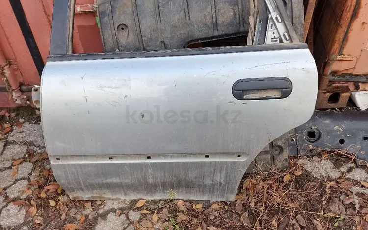 Дверь задняя хонда за 40 000 тг. в Алматы