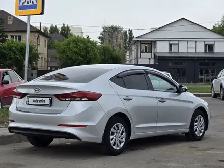 Hyundai Elantra 2018 года за 6 400 000 тг. в Астана – фото 6