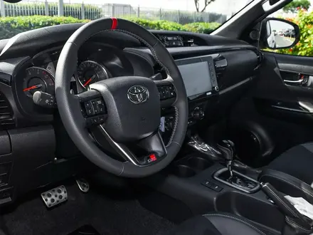 Toyota Hilux 2023 года за 28 799 000 тг. в Уральск – фото 9