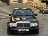 Mercedes-Benz E 230 1992 годаүшін2 500 000 тг. в Шымкент