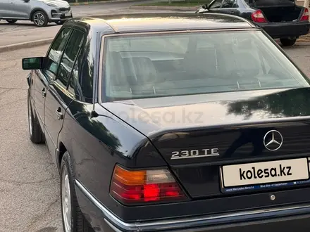 Mercedes-Benz E 230 1992 года за 2 500 000 тг. в Шымкент – фото 7