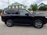 Toyota Land Cruiser 2022 года за 48 000 000 тг. в Актобе – фото 2
