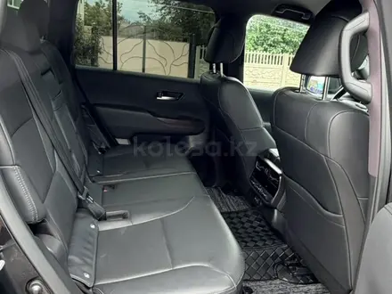 Toyota Land Cruiser 2022 года за 46 000 000 тг. в Актобе – фото 5