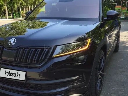Skoda Kodiaq 2019 года за 13 700 000 тг. в Алматы – фото 4
