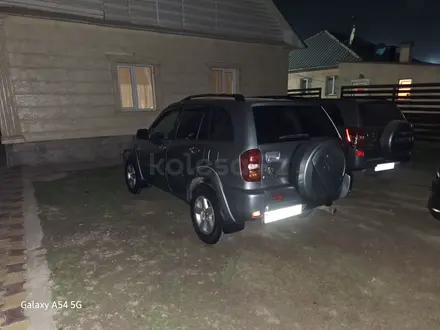 Toyota RAV4 2003 года за 4 900 000 тг. в Алматы – фото 14