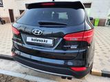 Hyundai Santa Fe 2015 годаүшін10 100 000 тг. в Актау – фото 5