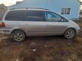 Volkswagen Sharan 2003 года за 3 500 000 тг. в Уральск – фото 3