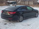 Hyundai Sonata 2015 годаfor7 100 000 тг. в Астана – фото 3