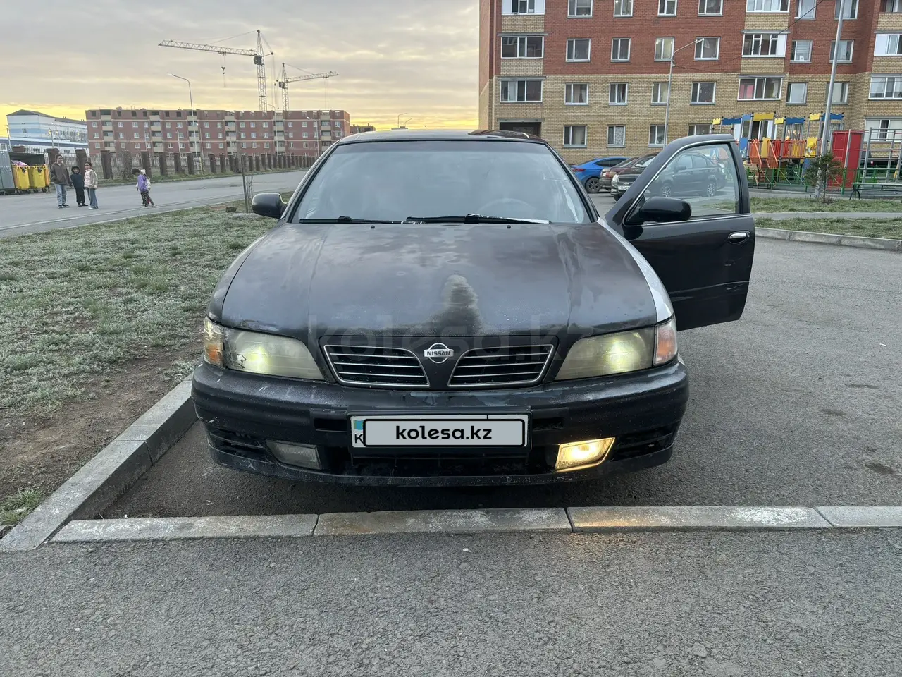 Nissan Maxima, 1995