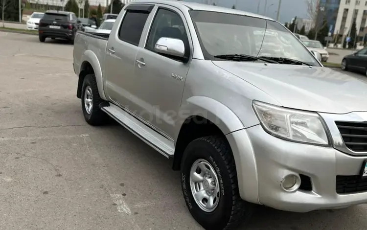 Toyota Hilux 2013 года за 8 500 000 тг. в Алматы