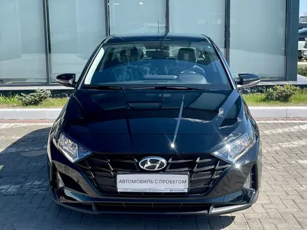 Hyundai i20 2023 года за 8 690 000 тг. в Караганда – фото 2