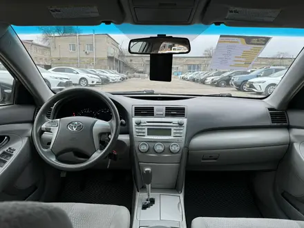 Toyota Camry 2011 года за 6 390 000 тг. в Актобе – фото 6