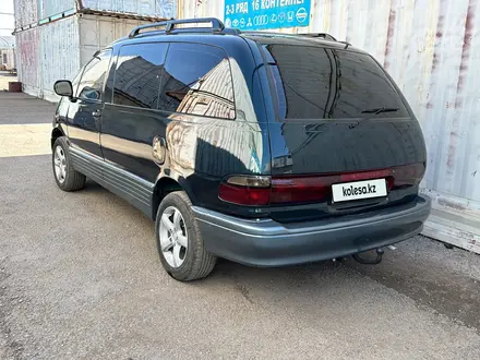 Toyota Previa 1993 года за 2 900 000 тг. в Караганда