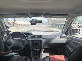 Toyota Camry 1999 года за 3 600 000 тг. в Актобе – фото 5