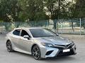 Toyota Camry 2018 года за 8 500 000 тг. в Жанаозен – фото 5